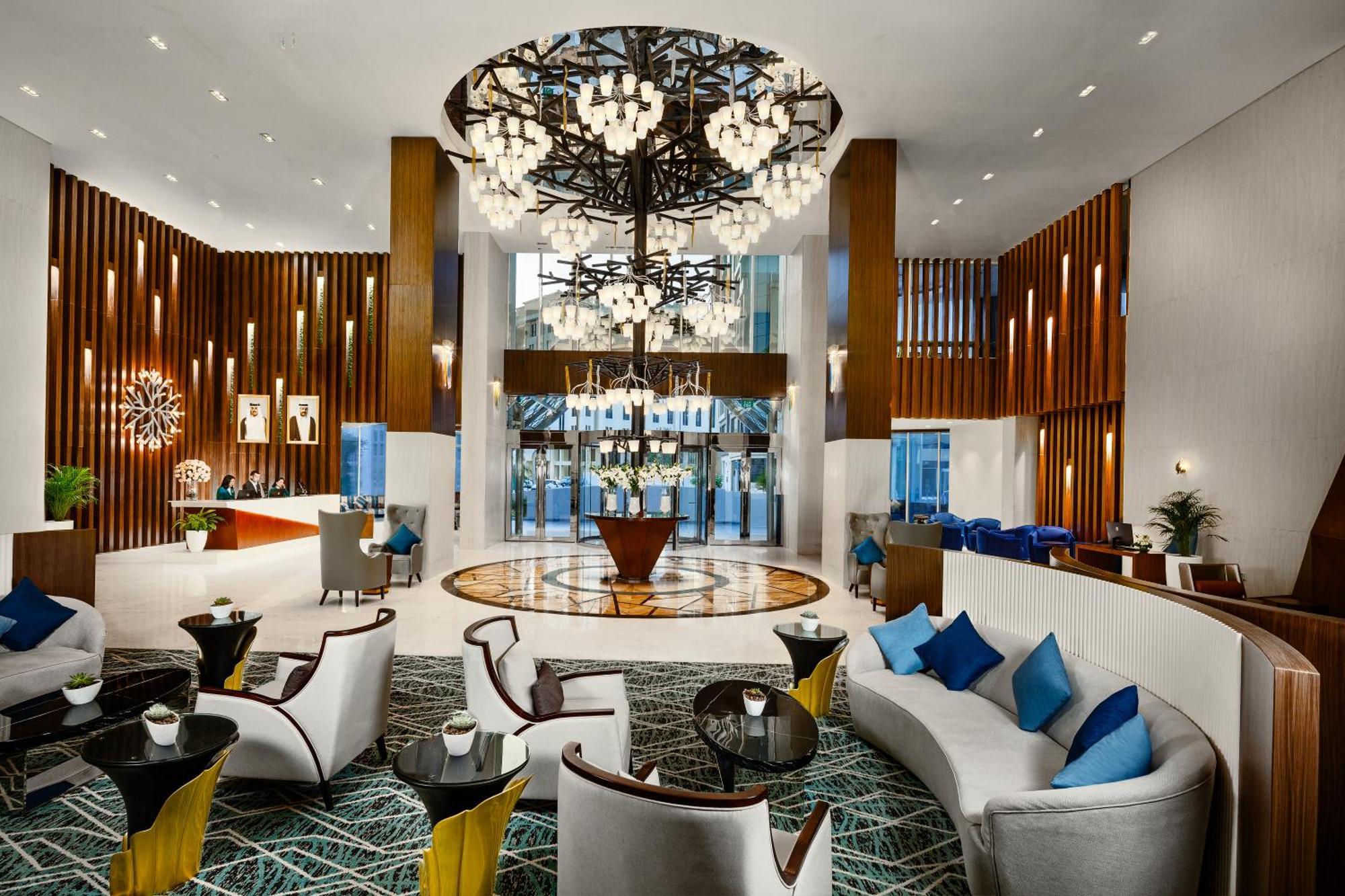 Millennium Place Doha Exterior foto The lobby of the hotel